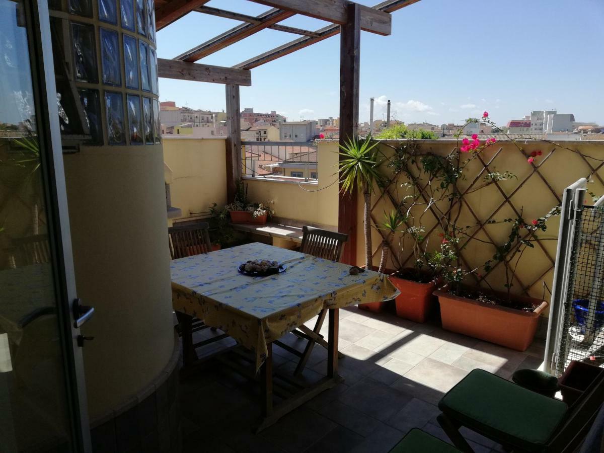 Attico "Elisa" Vista Mare Apartamento Porto Torres Exterior foto